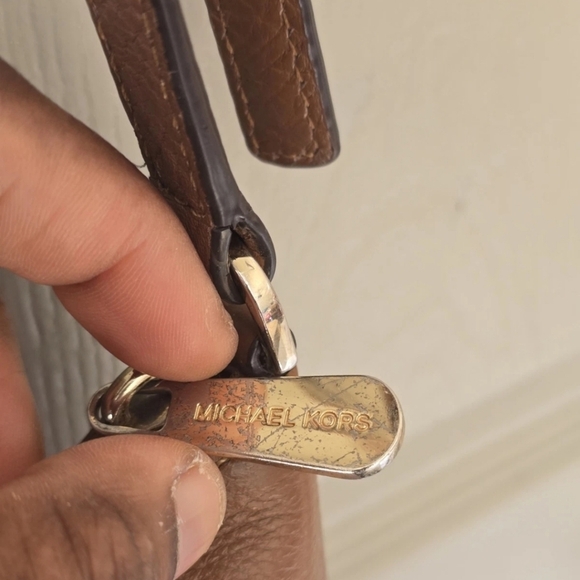 Michael Kors Leather Crossbody Bag Women's Brown Pebble Tassels Logo Small - Picture 10 of 13